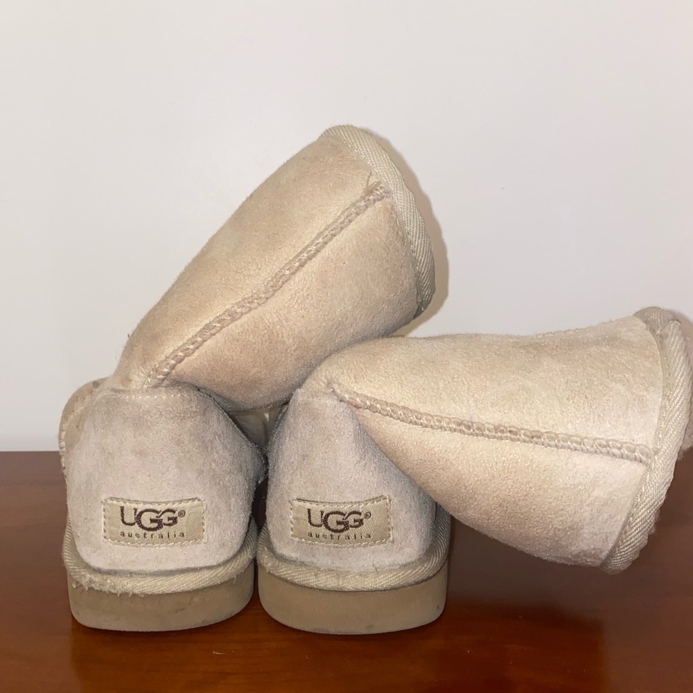 Classic Short Sand Uggs